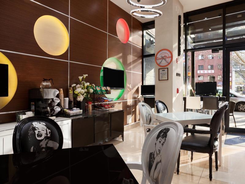 Howard Johnson Soho ニューヨーク エクステリア 写真